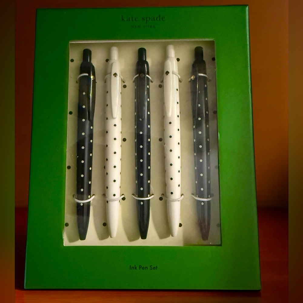 Kate Spade Black and White Polka Dot Pen Set with black ink.